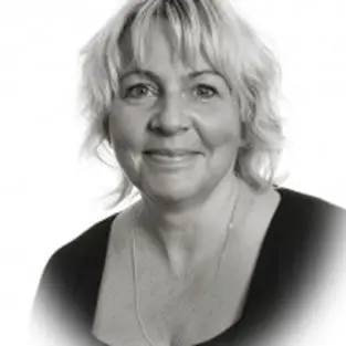 Portræt af Gitte Dichmann, pædagog.